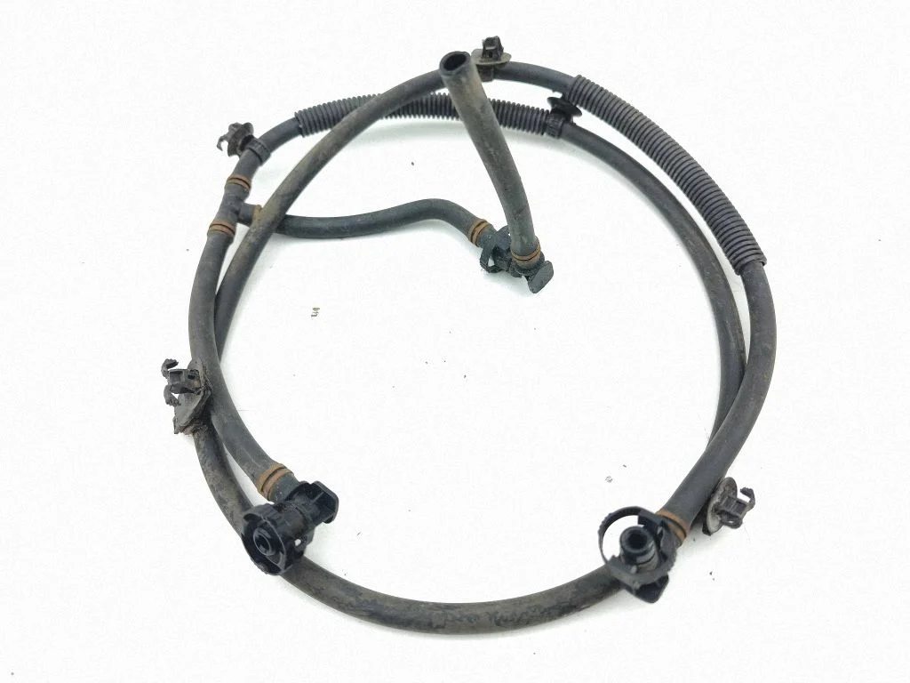 Headlight washer hose/pipe