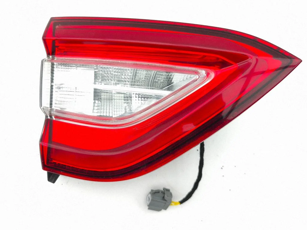 Tailgate rear/tail lights 20680104