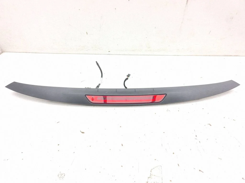 Papildu stopgaismas lukturis 7372040