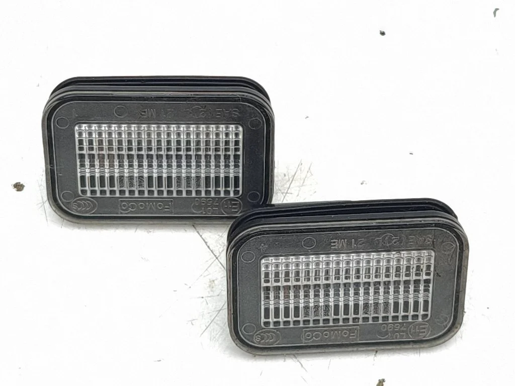 Number plate light LJ8B13550AB