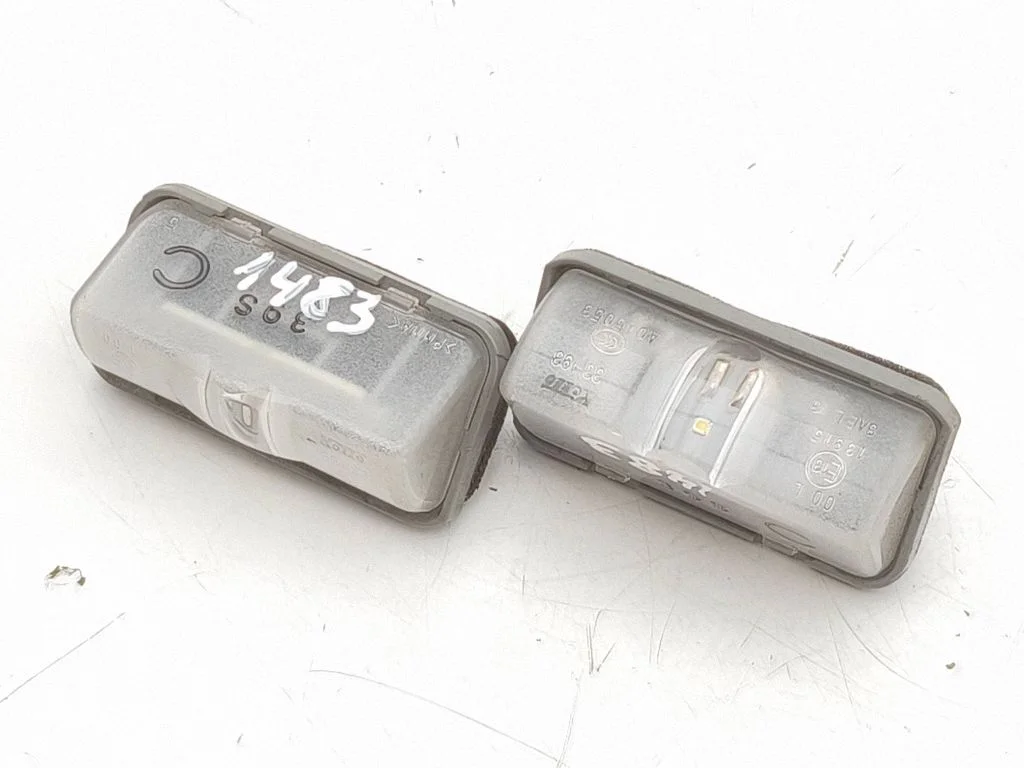 Number plate light 33193