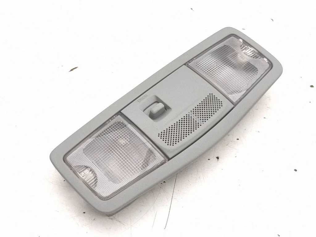 Front seat light 8401A009ZZ