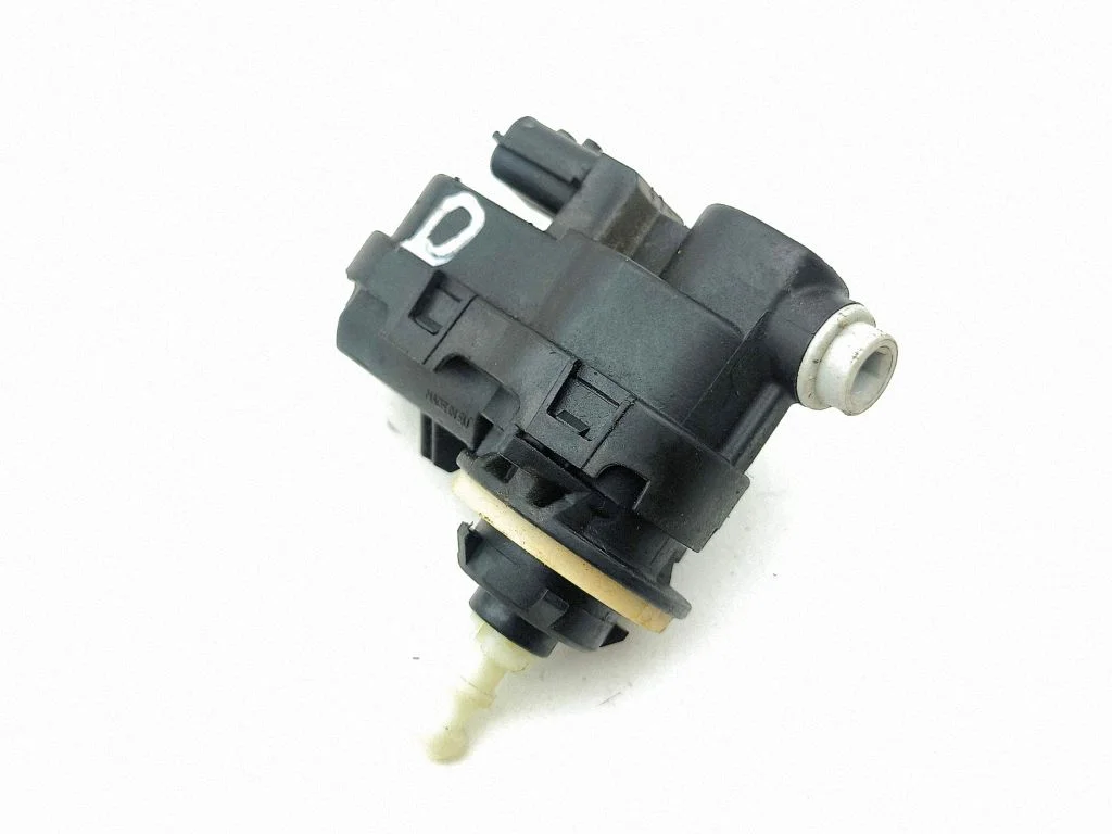 Headlight level adjustment motor 260564014R