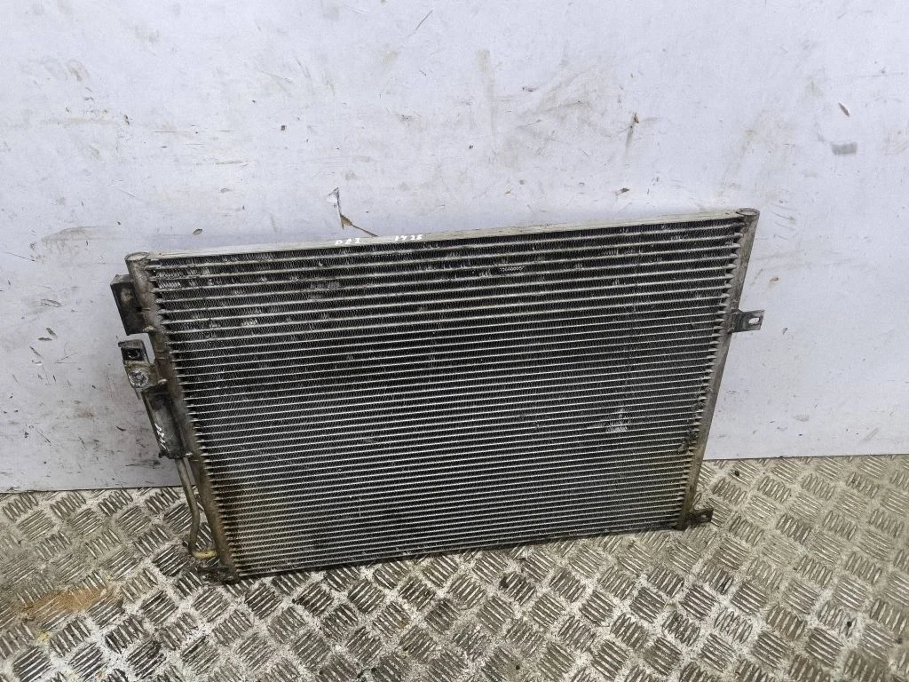 Gaisa kondicioniera dzesēšanas radiators (kondensators)