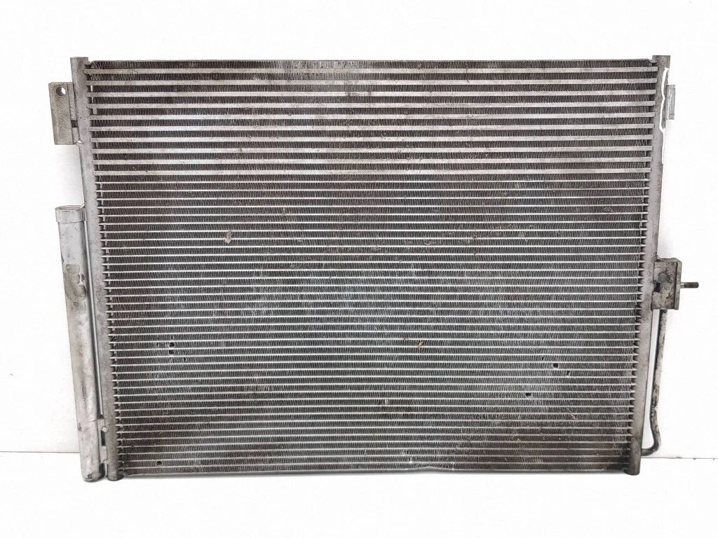 A/C cooling radiator (condenser)