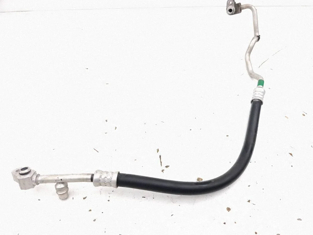 Air conditioning (A/C) pipe/hose