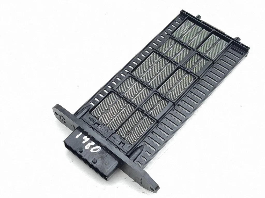 Elektryczna nagrzewnica kabiny 0T68096B