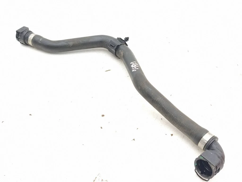 Engine coolant pipe/hose 8846761