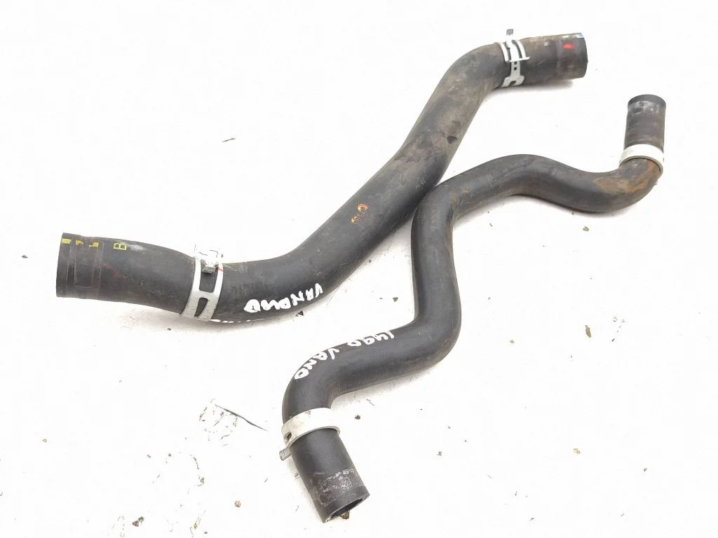 Engine coolant pipe/hose G922E02080A