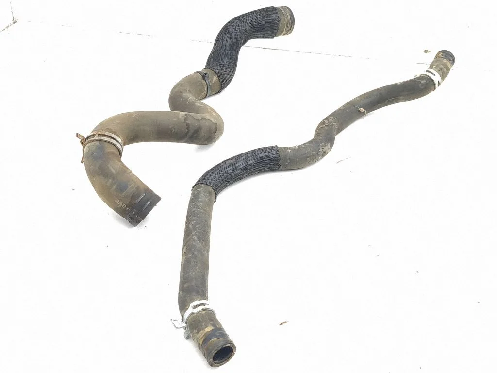 Engine coolant pipe/hose JX618C351FF