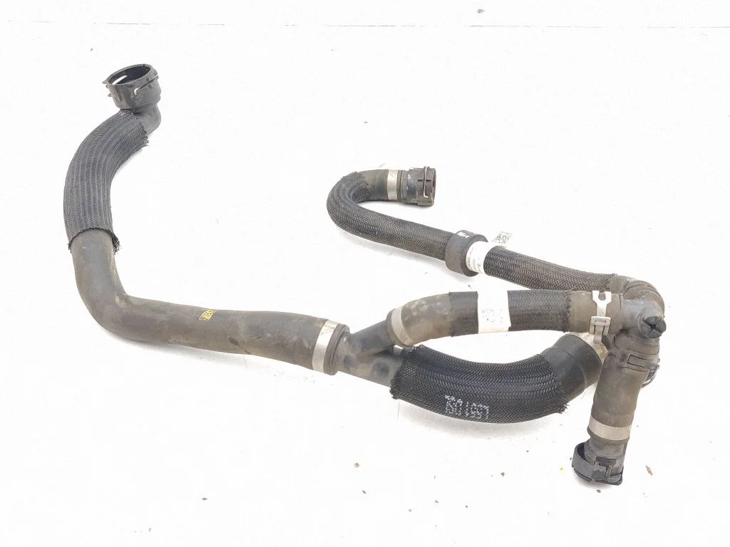 Engine coolant pipe/hose K8D28C480AA