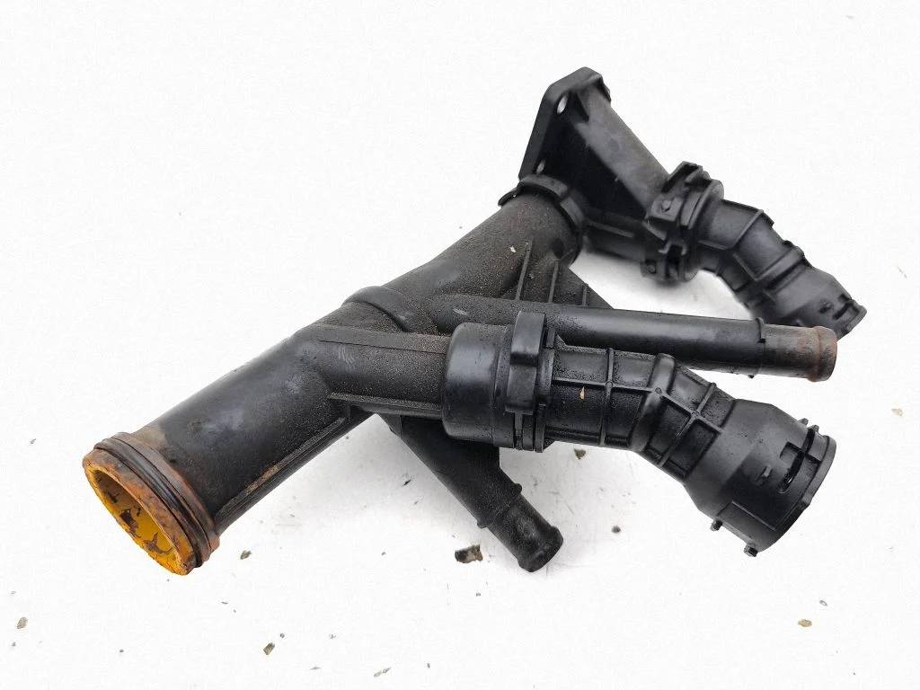 Thermostat/thermostat housing – Volkswagen Tiguan Allspace (2017-)