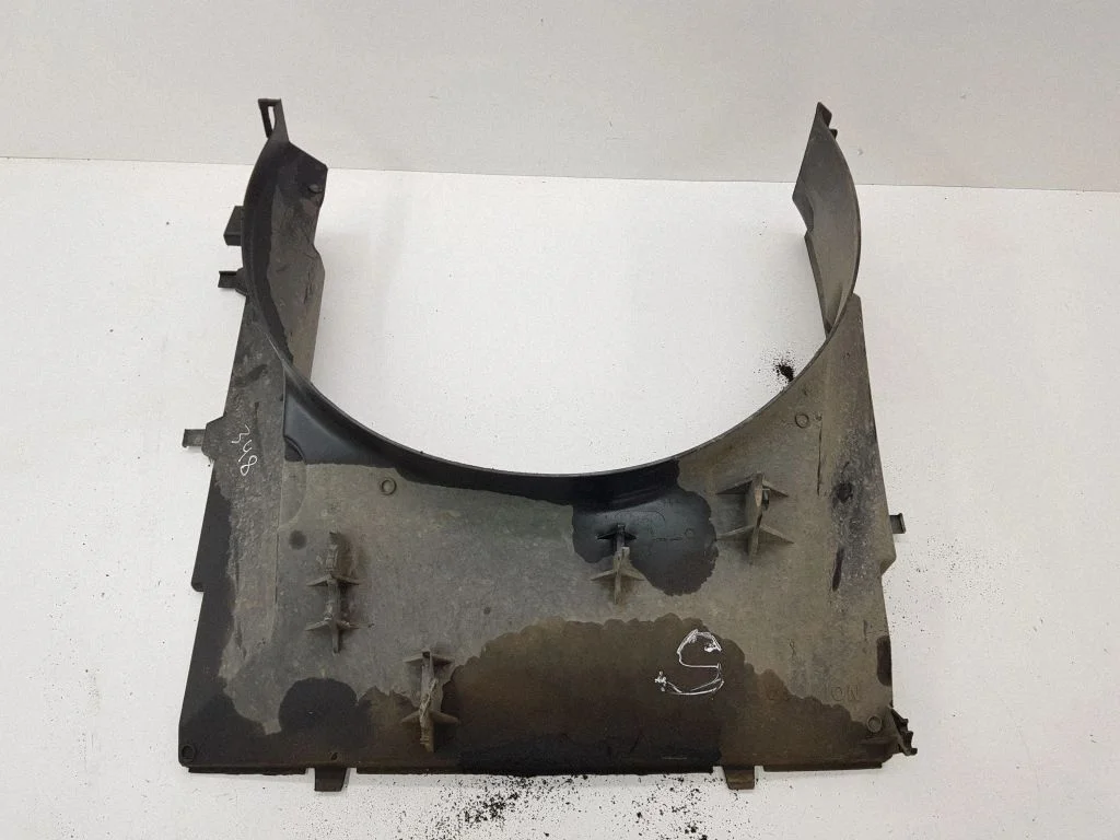Radiaatori ventilaatori difuusor PGK500096