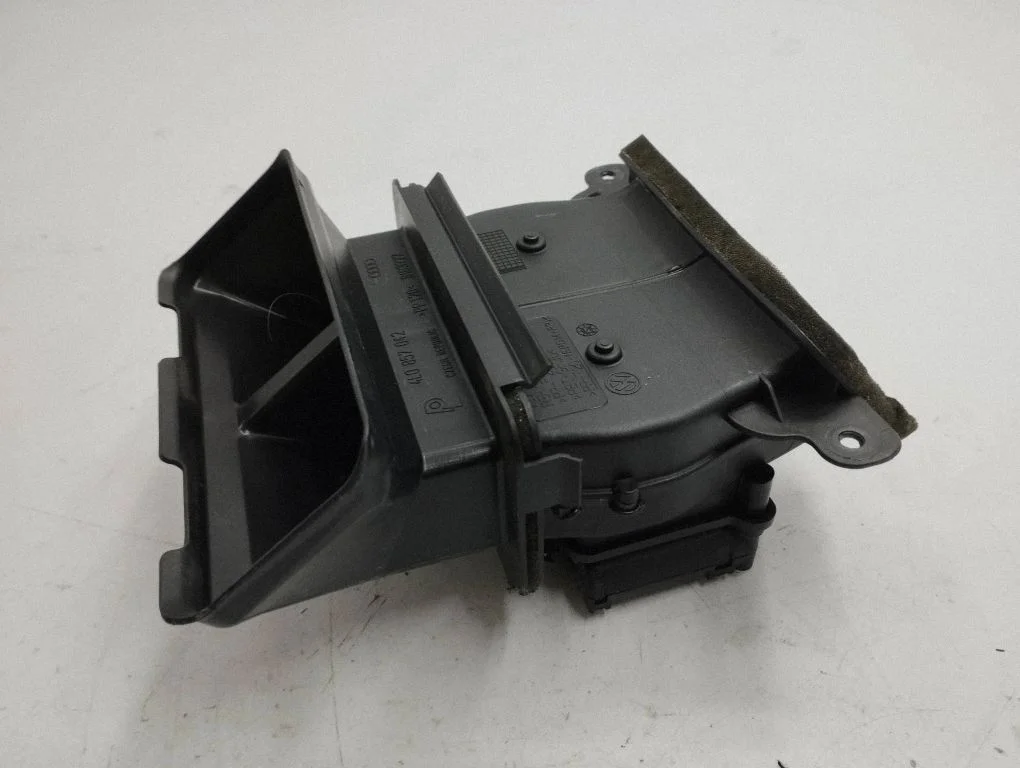 Cabin air duct channel 4L0857042