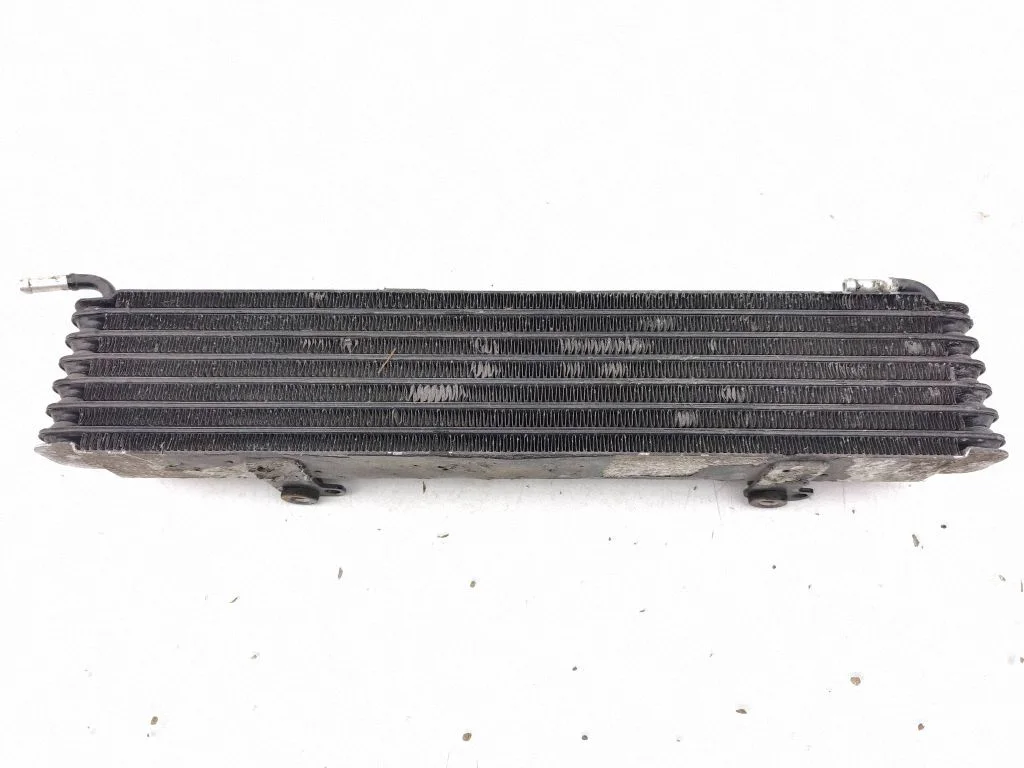 Ātrumkārbas eļļas radiators