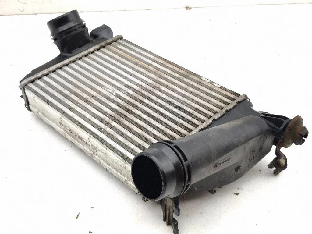 Vahejahuti radiaator IA2083