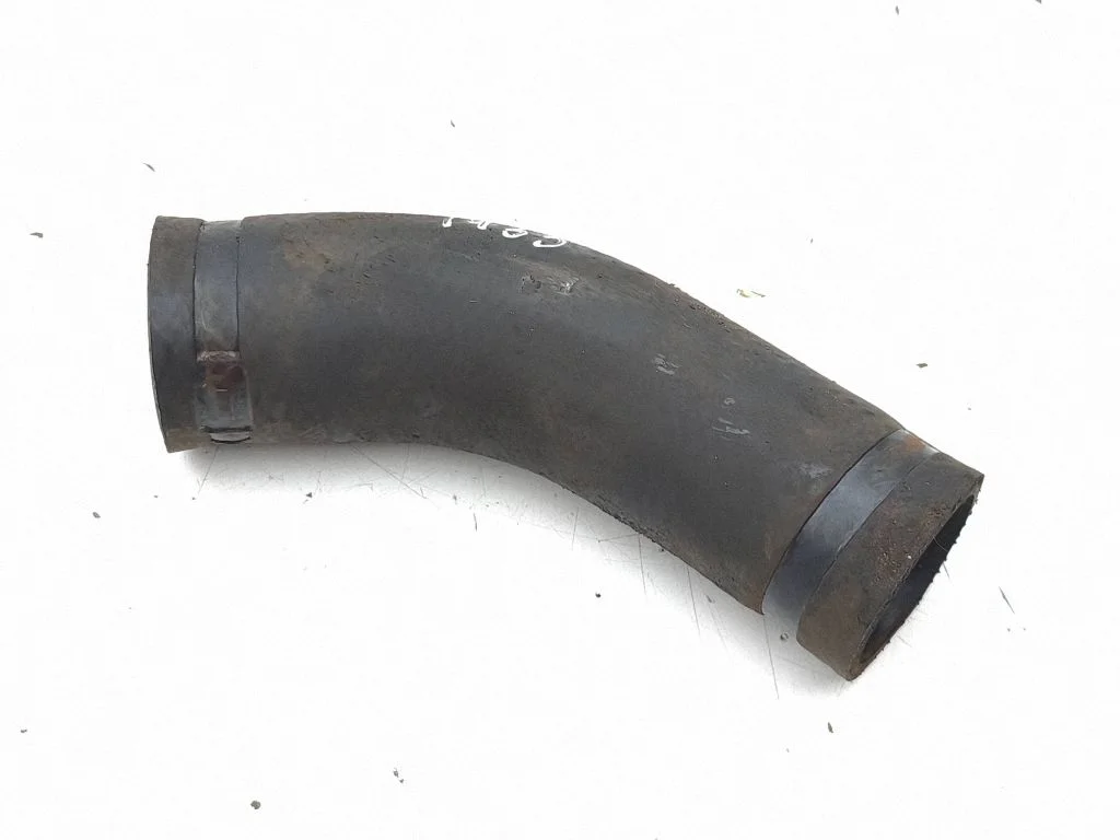 Intercooler hose/pipe