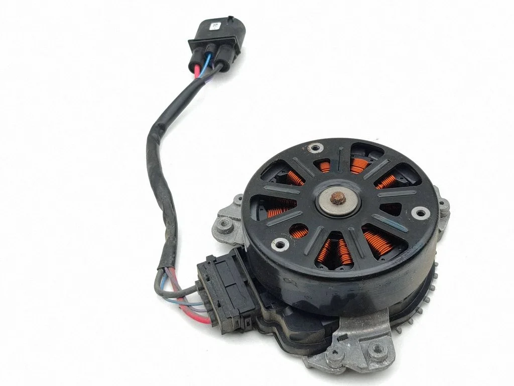 Elektriskais radiatora ventilators F448233100