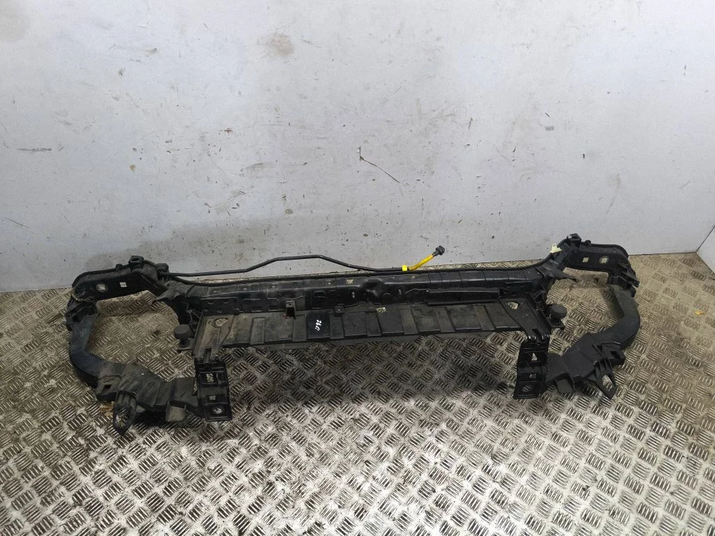 Radiator support slam panel EM2B8B041B