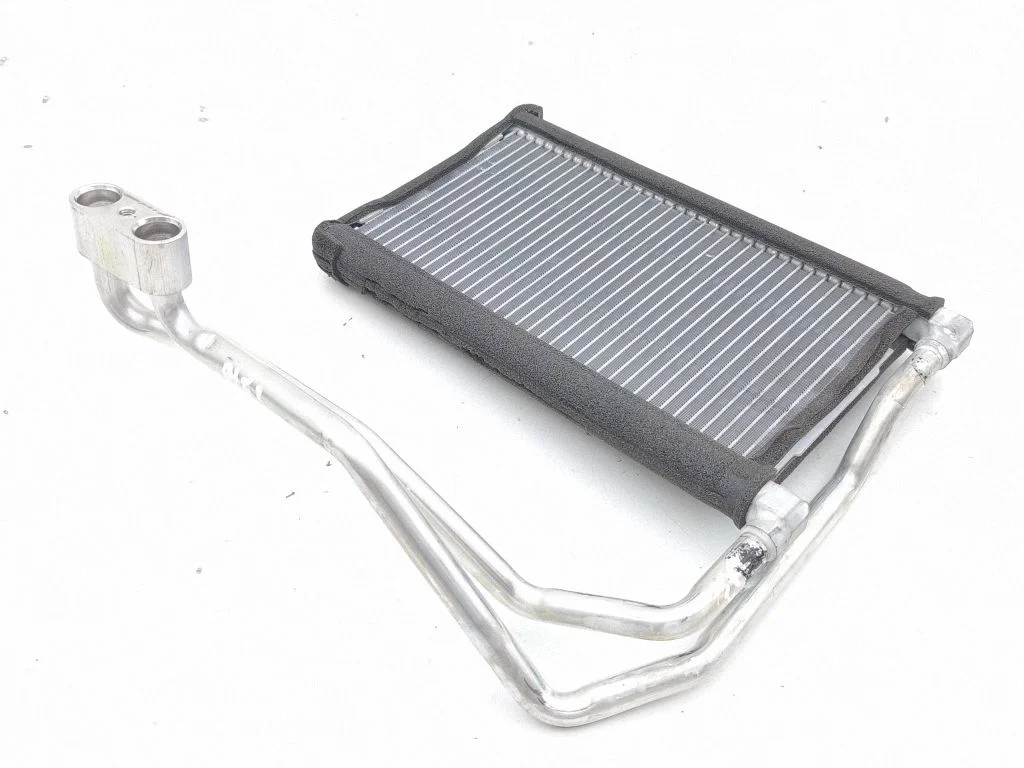 Optional radiator – Toyota C-HR II (2023-)