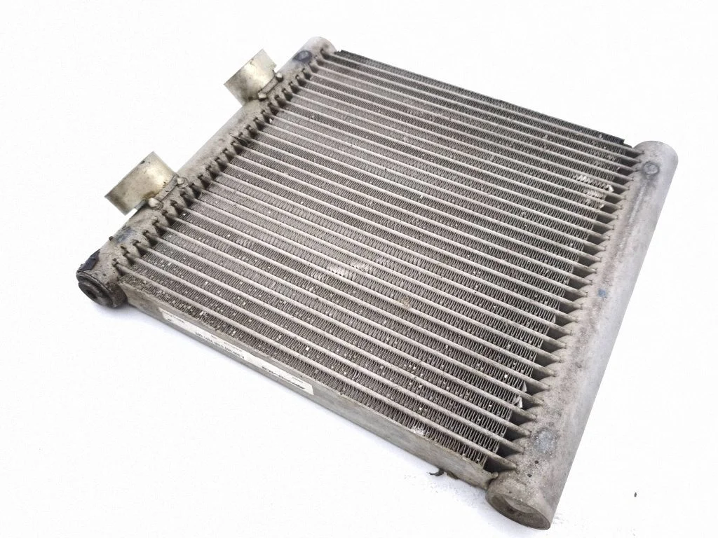 Mootoriõli radiaator A0995005700