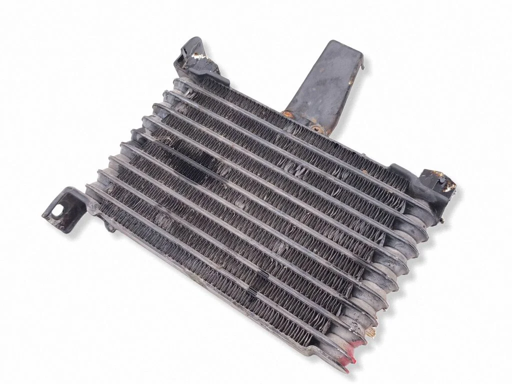 Engine oil radiator