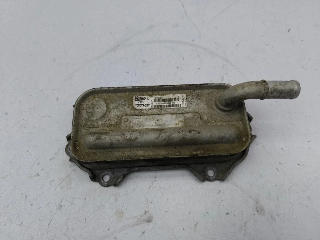 Engine oil radiator 157100R01000