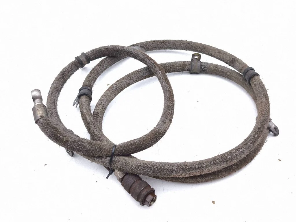 Gearbox oil cooler pipe/hose