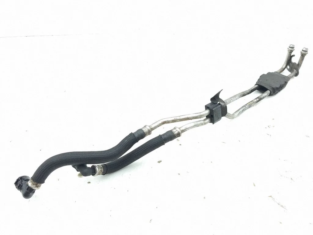 Gearbox oil cooler pipe/hose