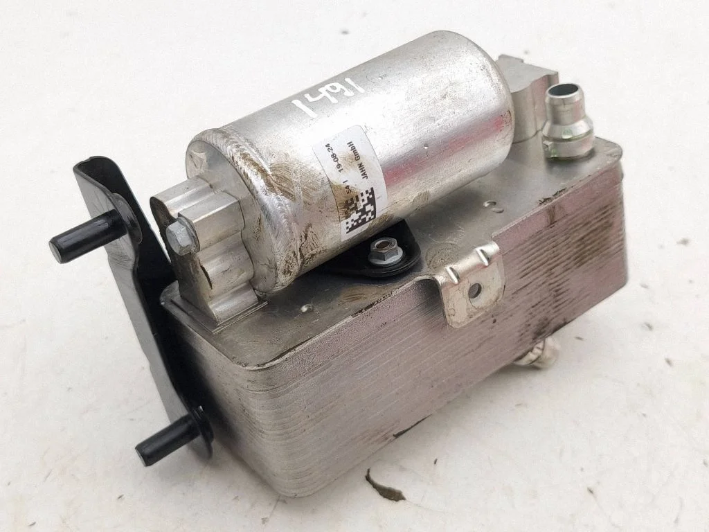 Air conditioning (A/C) air dryer 9460579