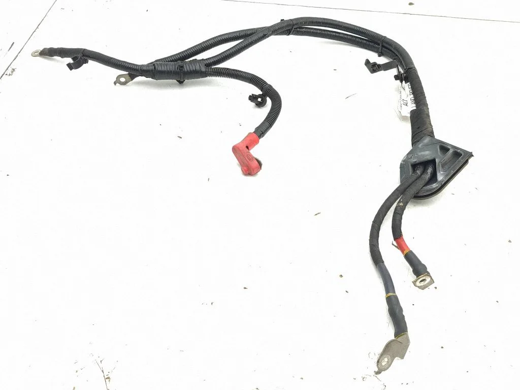 Wires (generator/alternator) K8D214A280