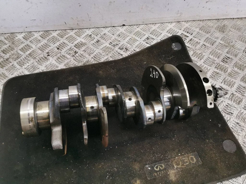 Crankshaft R02800