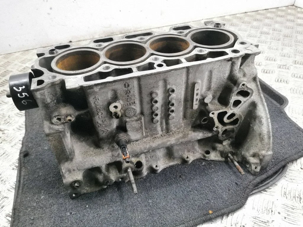 Engine block 96704612803