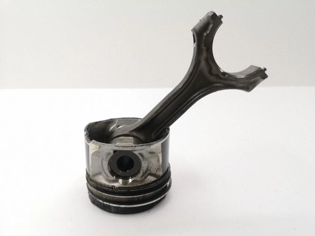 Piston 7EA22338