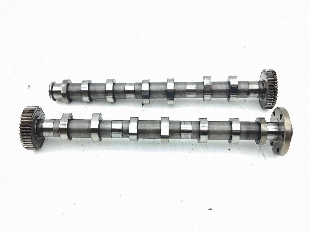 Camshaft 030002323