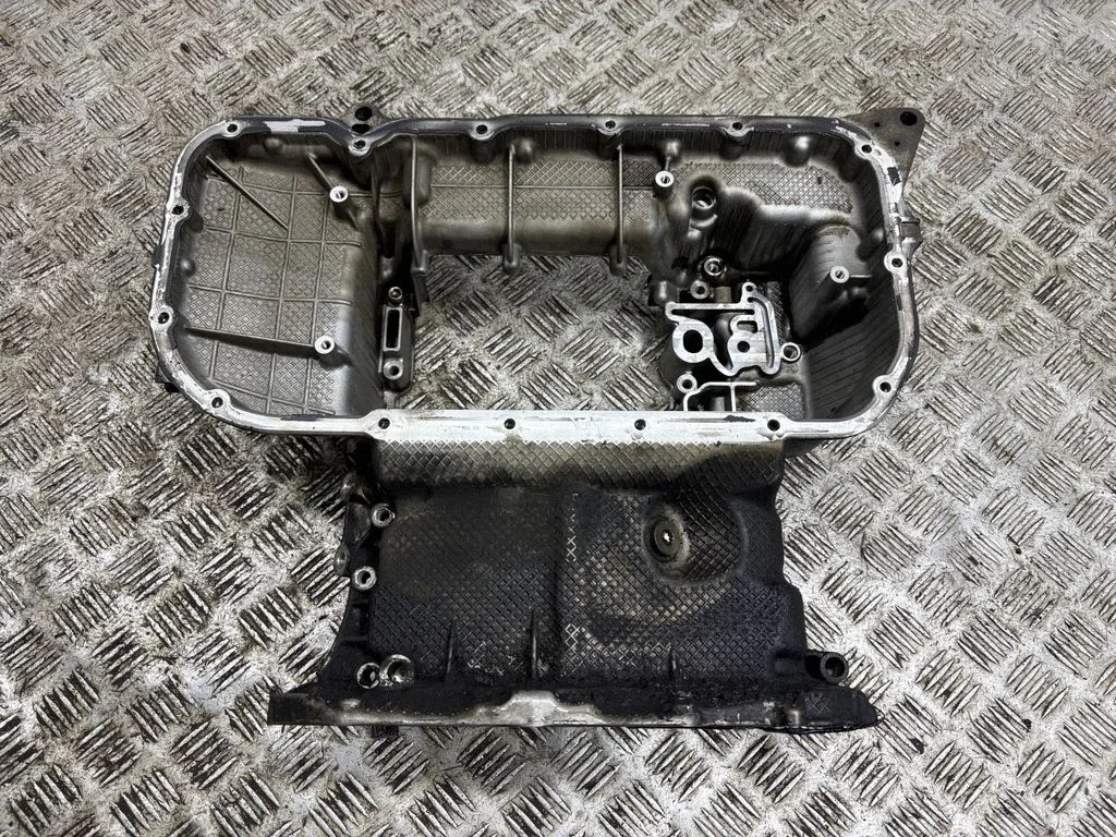 Oil sump