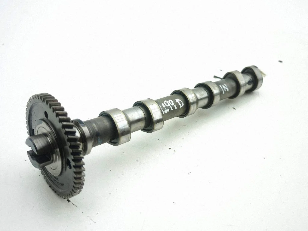 Camshaft 20662171F