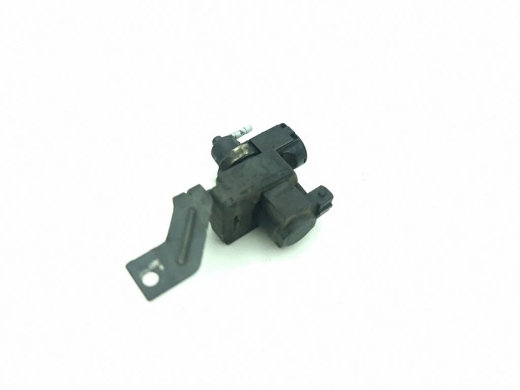 Turbo solenoīda vārsts – KIA Sorento (2002-2009)