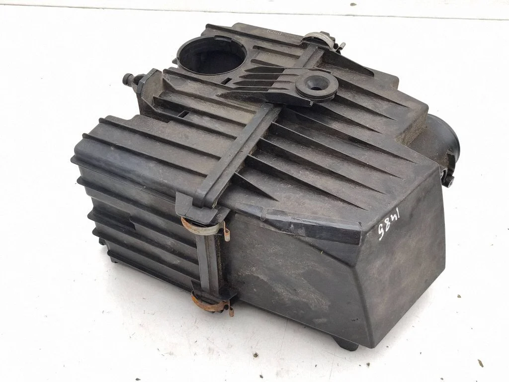 Obudowa filtra powietrza R2AX13Z02