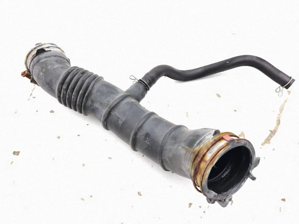 Õhu sisselaske voolik (-ud)/ toru (-d) – Toyota Yaris XP210 (2020-)