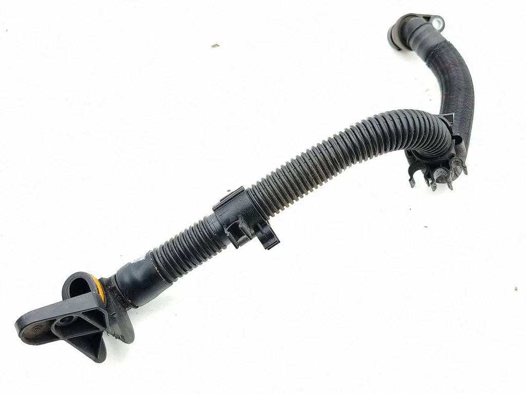 Kartera ventilācijas šļūtene 06L103226