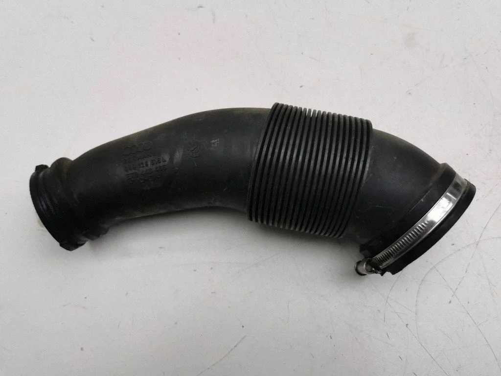 Turbo õhu sisselasketoru/ -voolik 059129615L