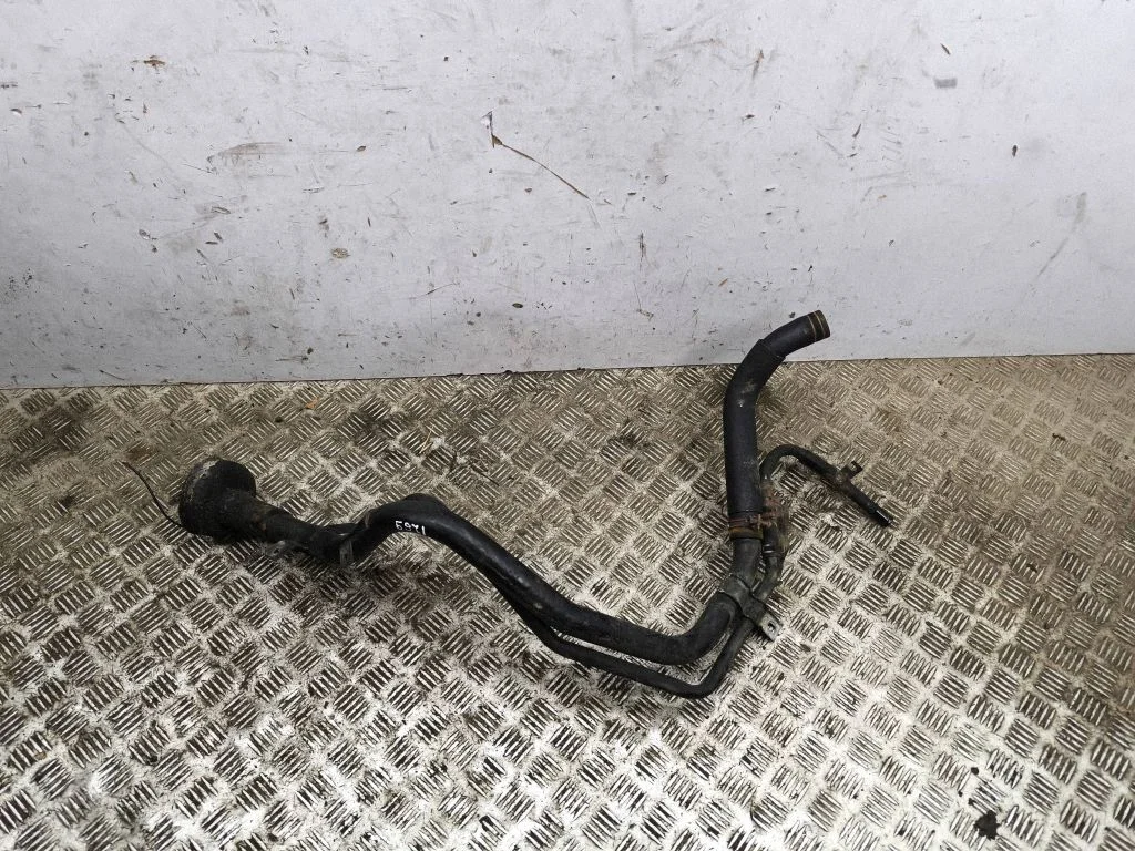 Fuel tank filler neck pipe