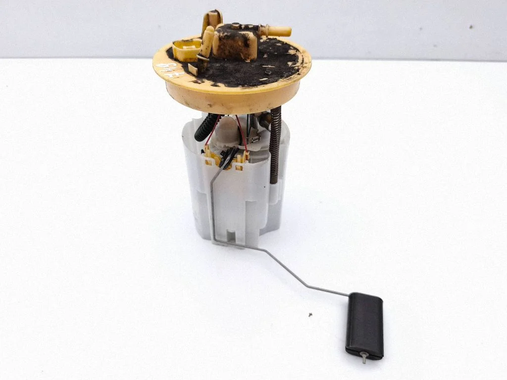 In-tank fuel pump JX619H307AA