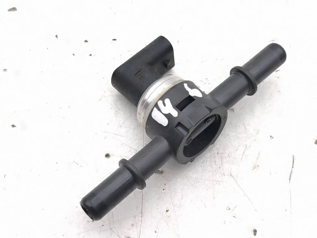 Fuel pressure sensor 81CP103