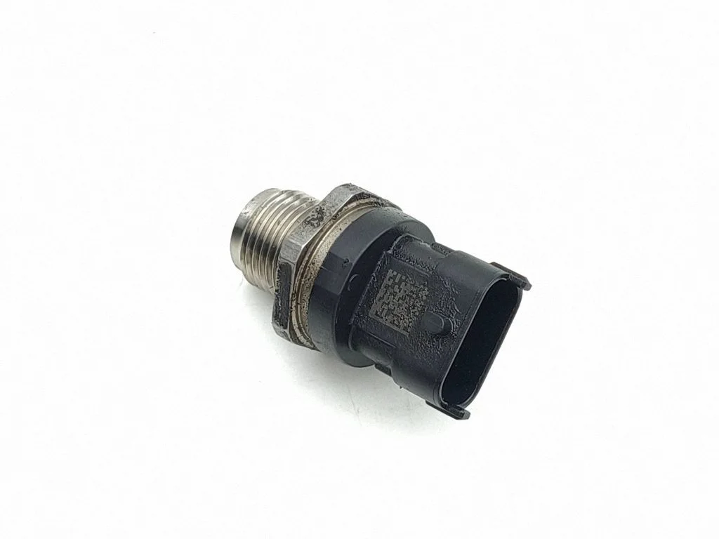 Kütuse rõhuandur 0281006309