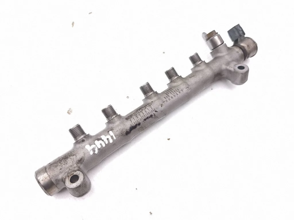 Fuel main line pipe – Volvo V60 (2018-)