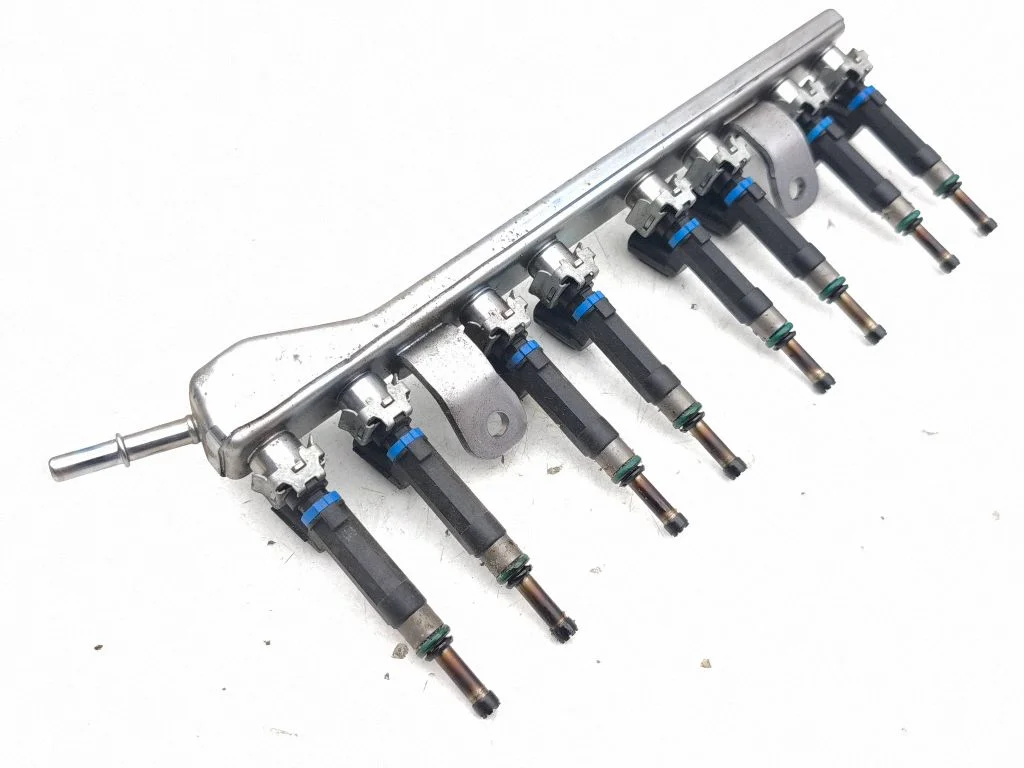 Fuel injectors set 00205WK