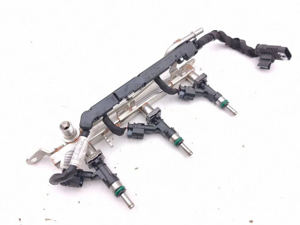 Fuel injectors set 8483304