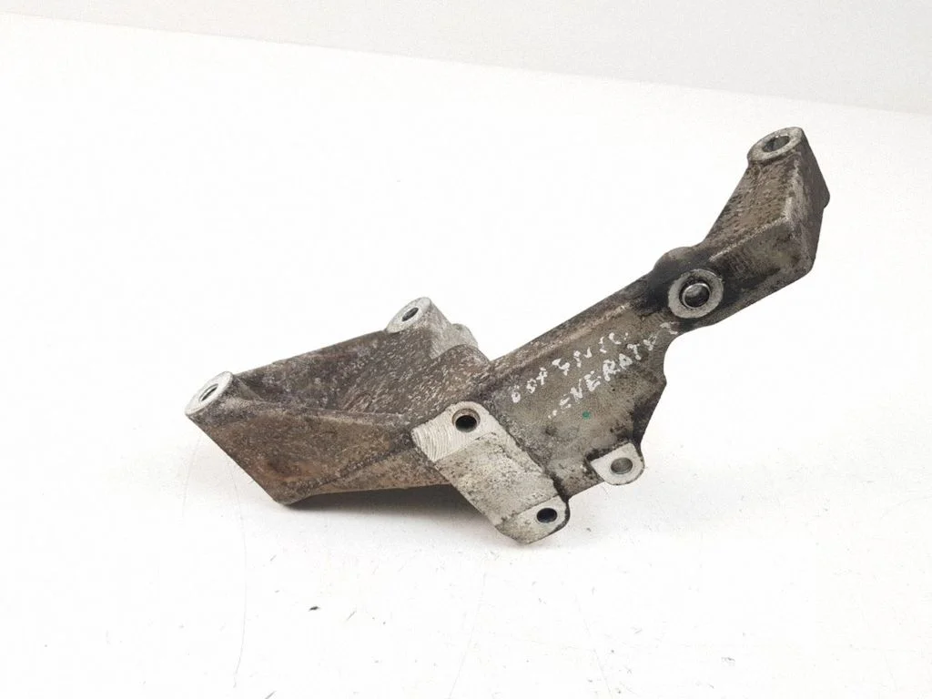 Generator/alternator bracket